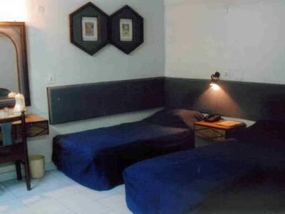 Charans Guest House Лакнау Екстериор снимка